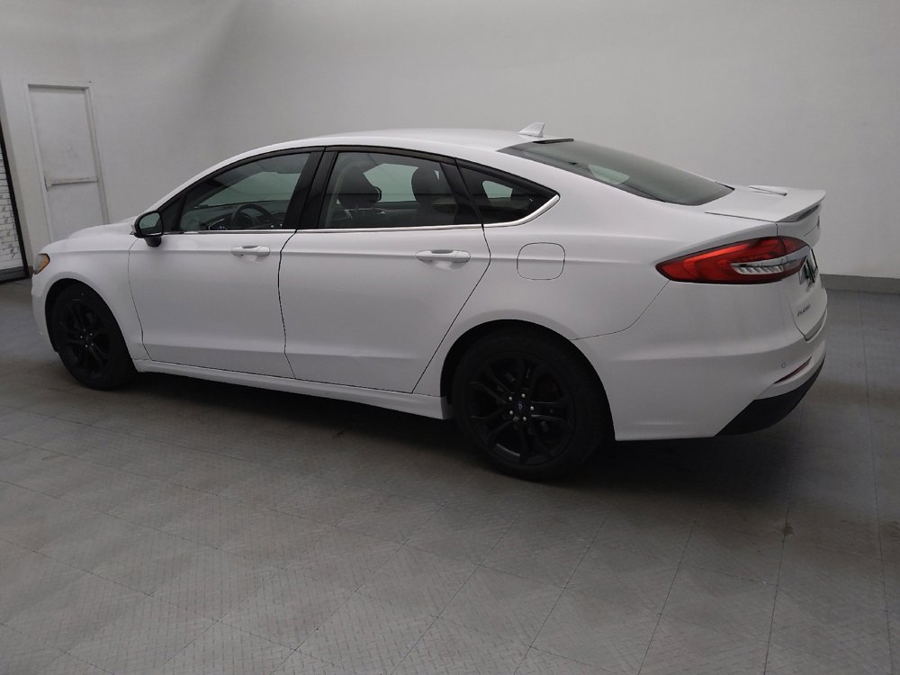 Used 2020 Ford Fusion SE w/ Equipment Group 151A image 2