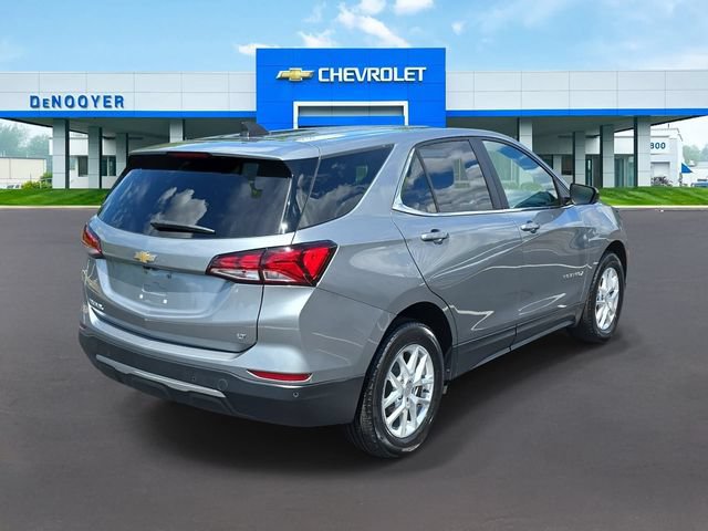 Used 2023 Chevrolet Equinox LT FWD image 9