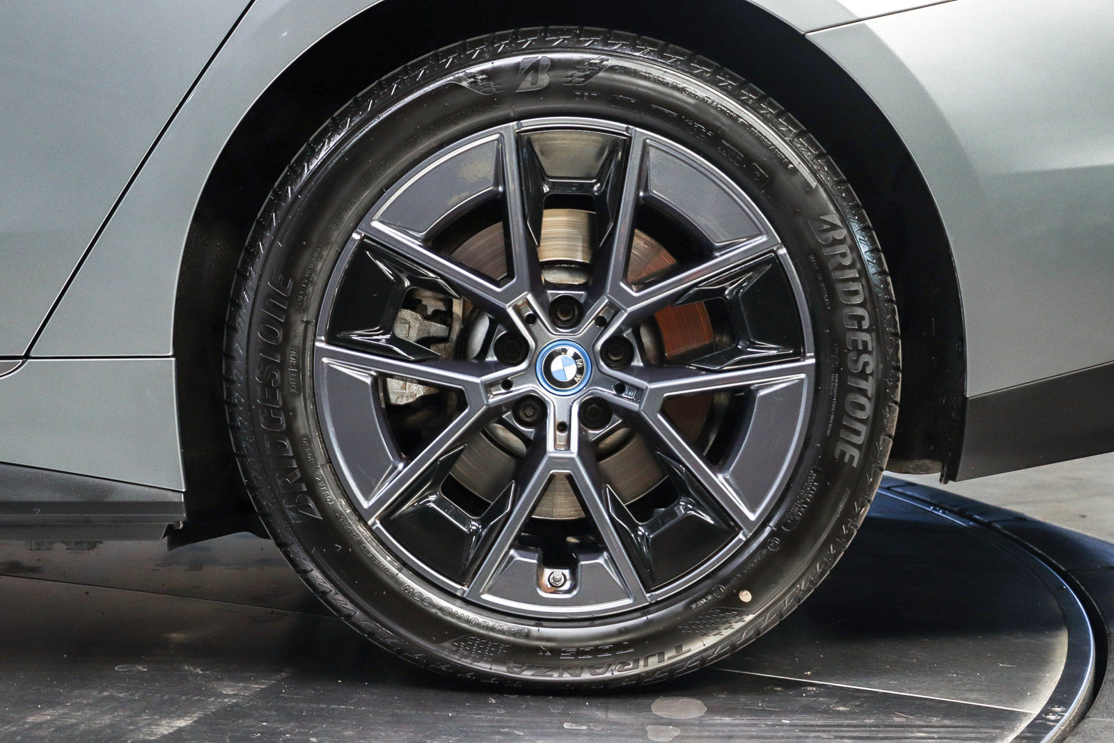 Certified 2023 BMW i4 eDrive35 RWD image 8