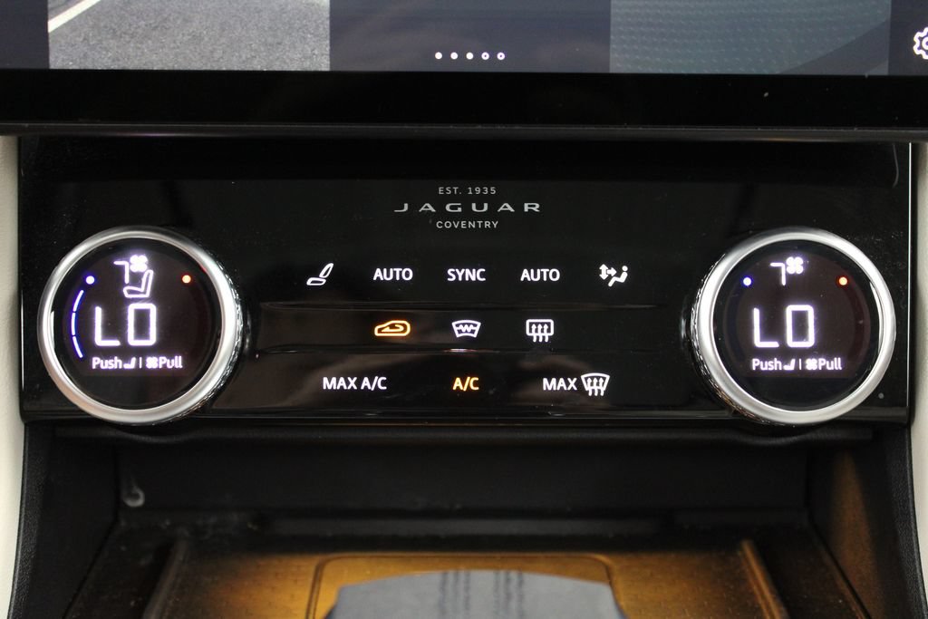 Used 2022 Jaguar F-PACE S AWD/4WD image 35