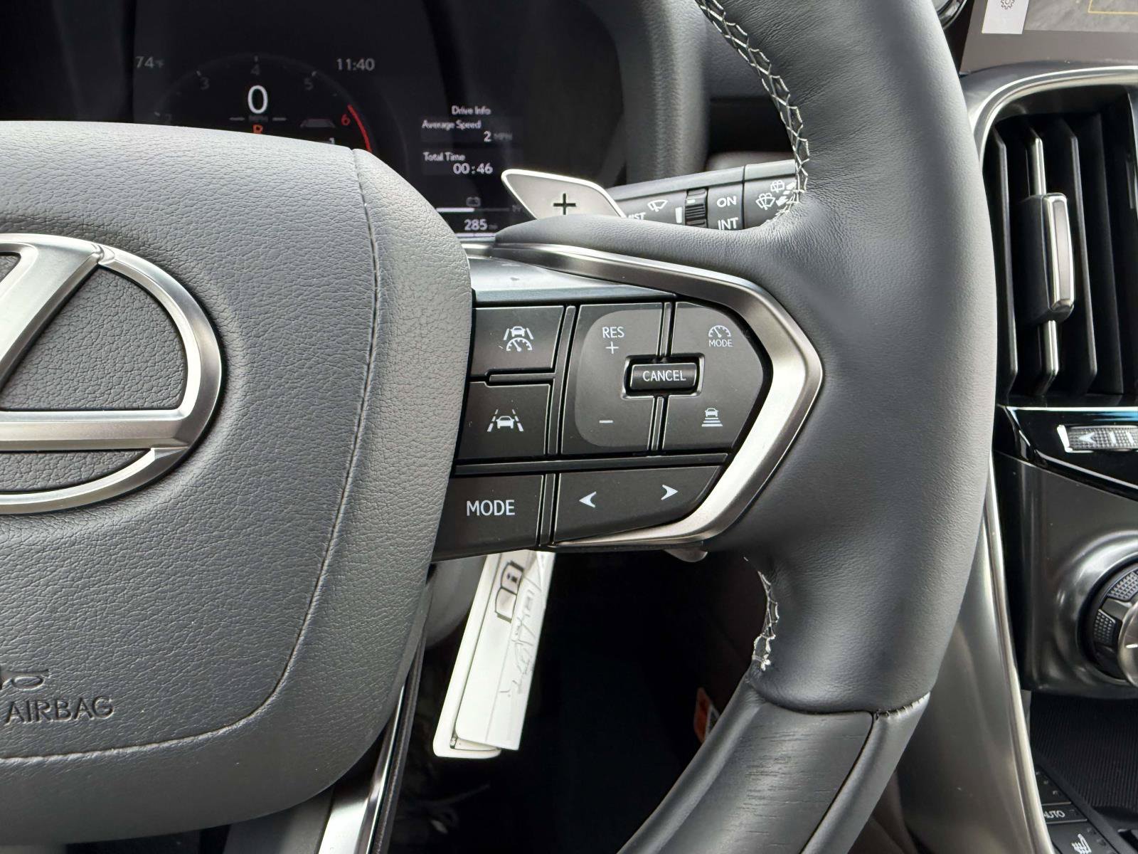 New 2026 Lexus LX 700h Luxury AWD/4WD image 17