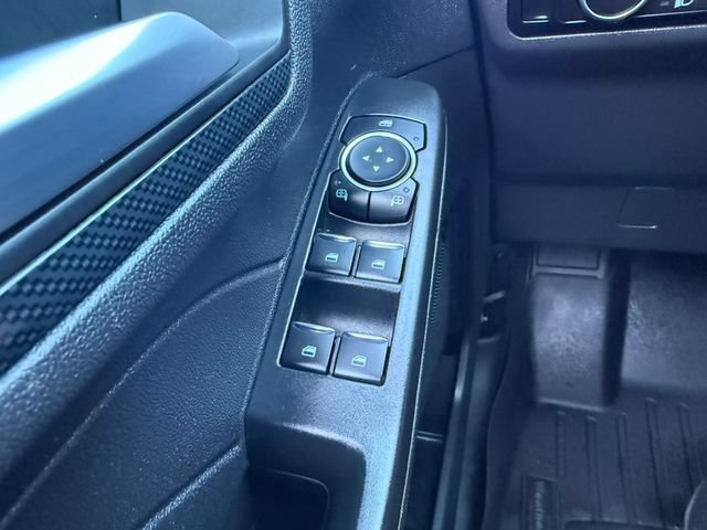 Used 2025 Ford Escape ST-Line Elite w/ Premium Technology Package AWD/4WD image 25
