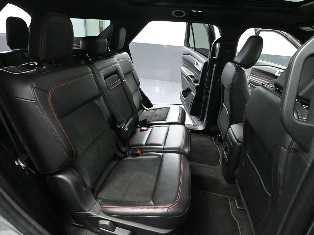 Used 2022 Ford Explorer ST-Line w/ Class IV Trailer Tow Package image 48