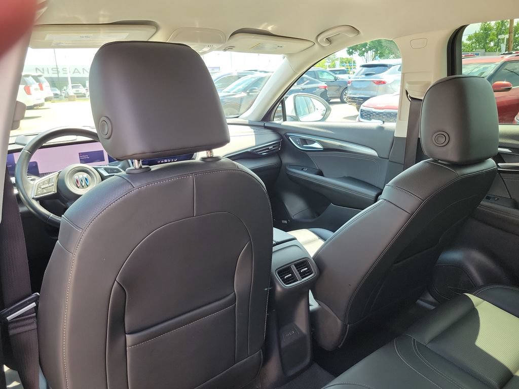 Used 2024 Buick Envision Preferred AWD/4WD image 12