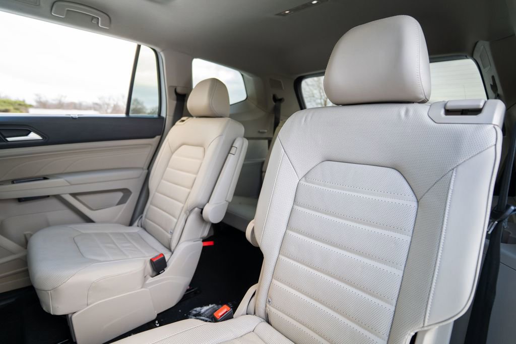 Used 2021 Volkswagen Atlas SEL Premium image 31