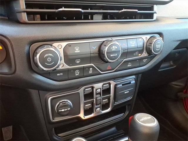 New 2025 Jeep Gladiator Sport image 14