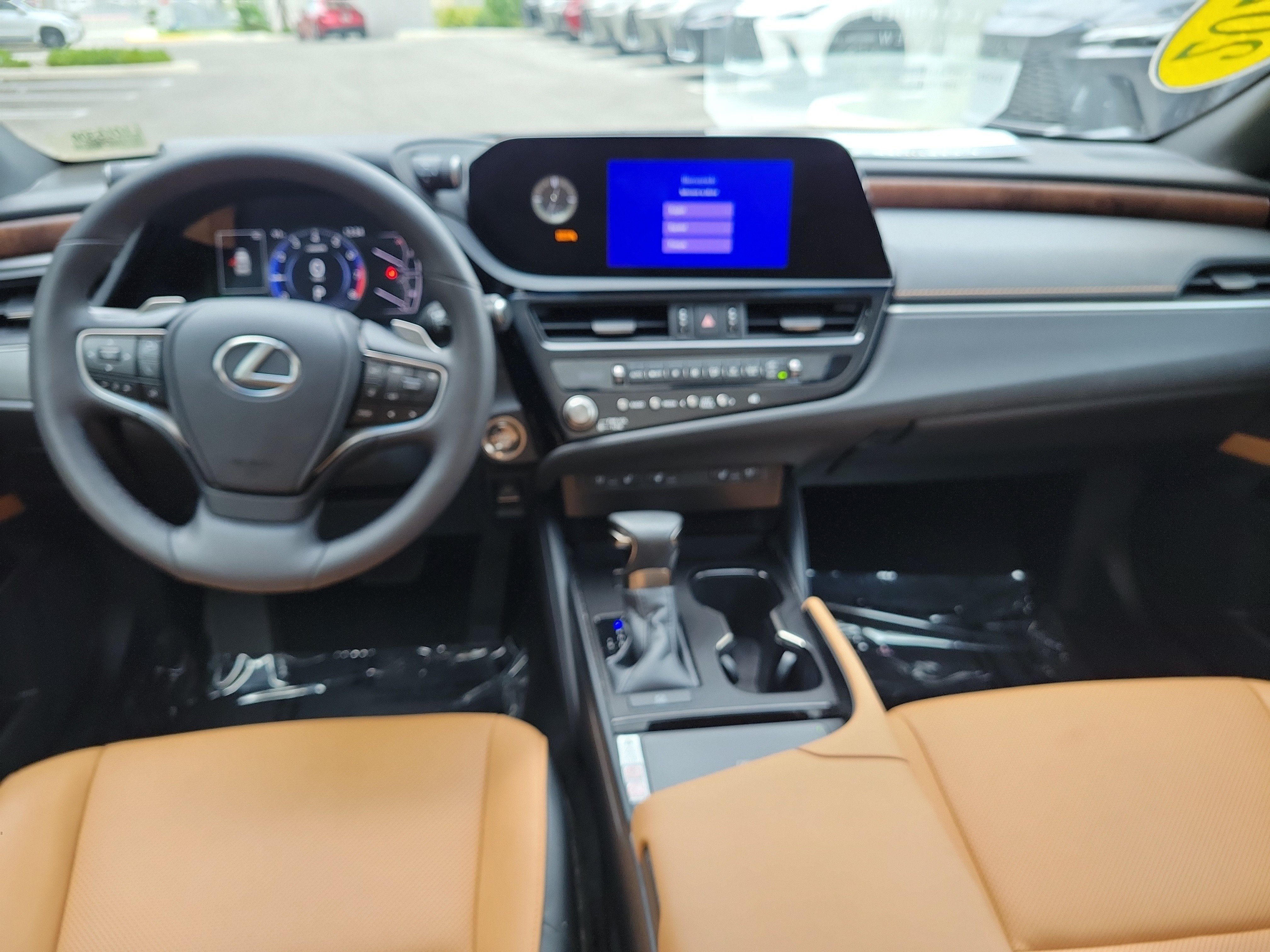 Used 2024 Lexus ES 350 w/ Premium Package FWD image 14