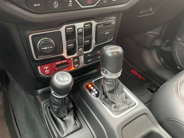 Used 2024 Jeep Gladiator Rubicon AWD/4WD image 21