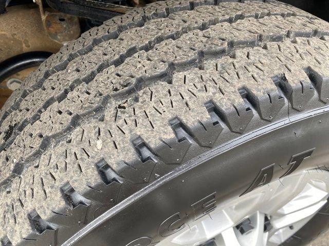 Certified 2025 Chevrolet Silverado 2500 LT w/ Convenience Package image 24