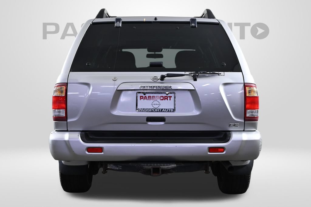 Used 2004 Nissan Pathfinder SE w/ (SRF) SE Sunroof Pkg AWD/4WD image 6
