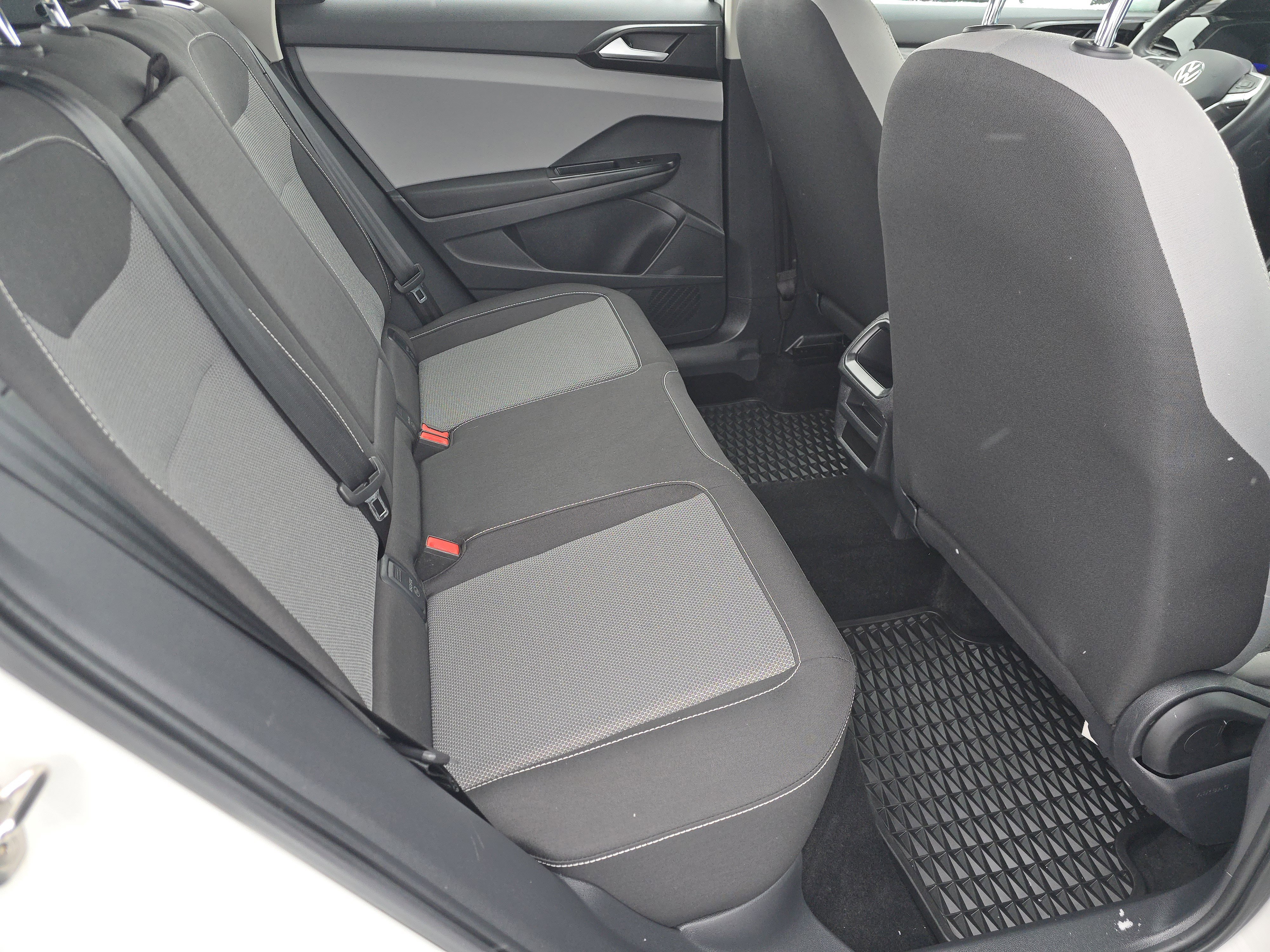 Certified 2023 Volkswagen Taos S image 15