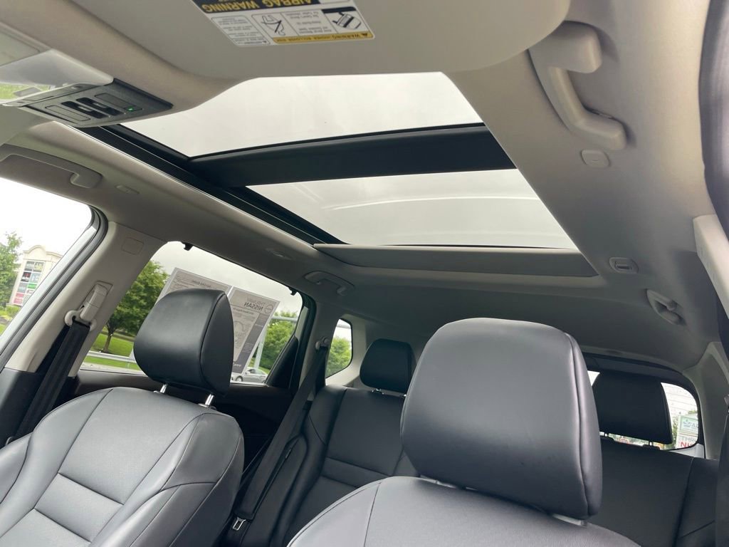 Certified 2023 Nissan Rogue SV w/ SV Premium B Package AWD/4WD image 23