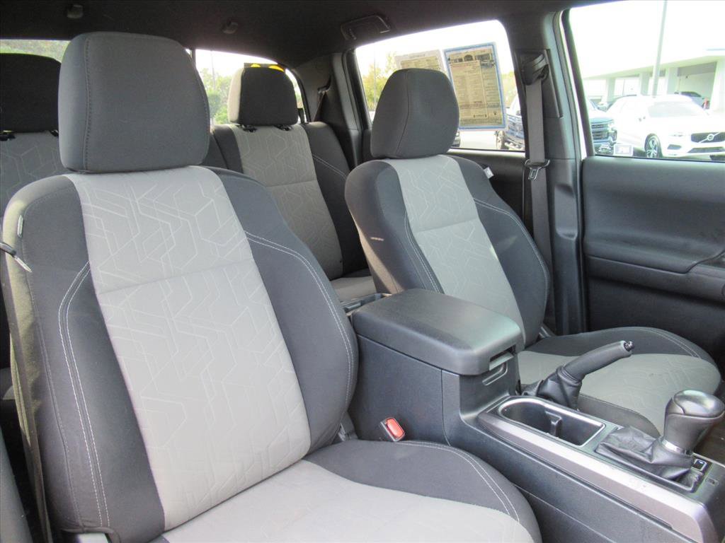 Used 2020 Toyota Tacoma TRD Off-Road image 10