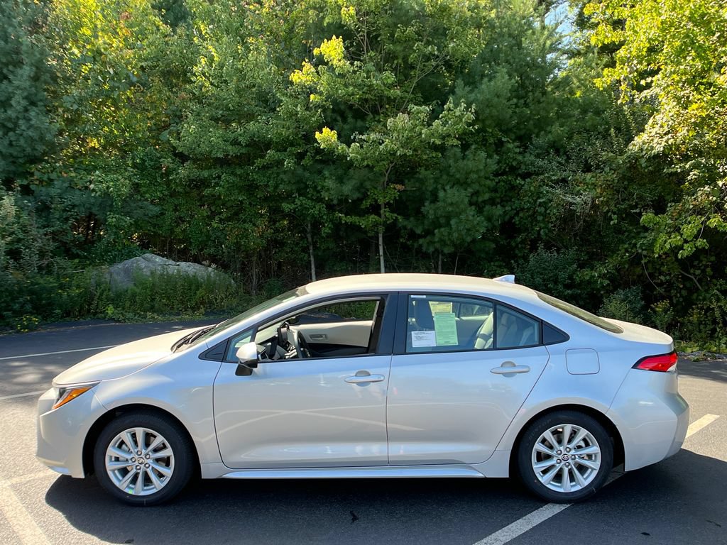 New 2026 Toyota Corolla LE w/ LE Premium Package FWD video 2
