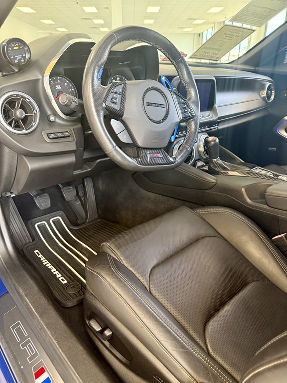 Used 2019 Chevrolet Camaro SS RWD image 13