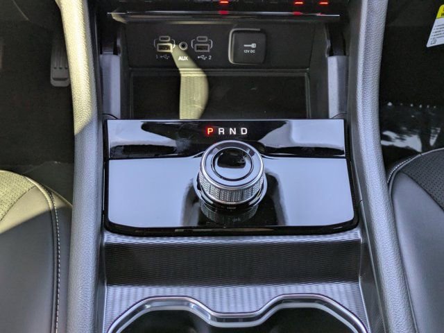 New 2025 Jeep Grand Cherokee Altitude image 17