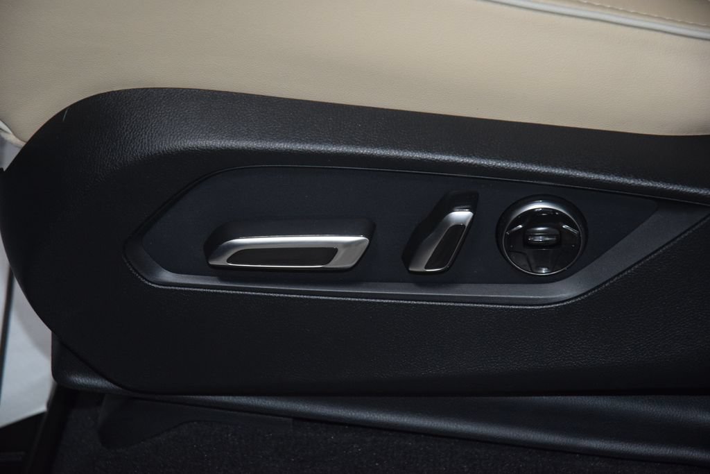 Used 2026 Acura MDX SH-AWD w/ Advance Package image 41