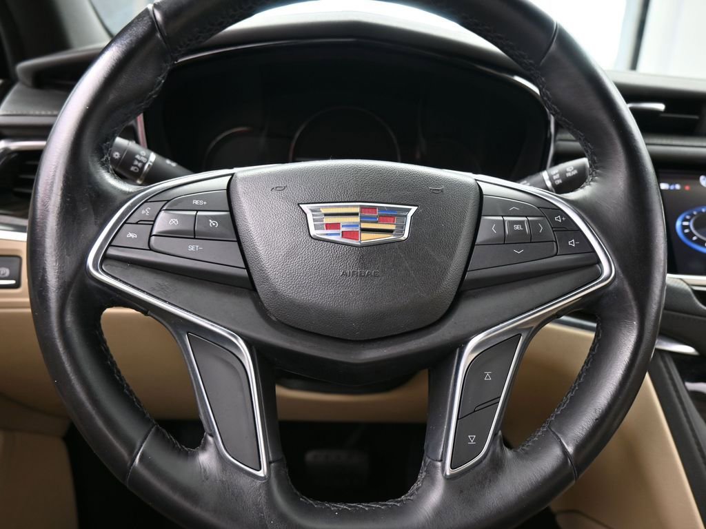 Used 2019 Cadillac XT5 FWD image 29