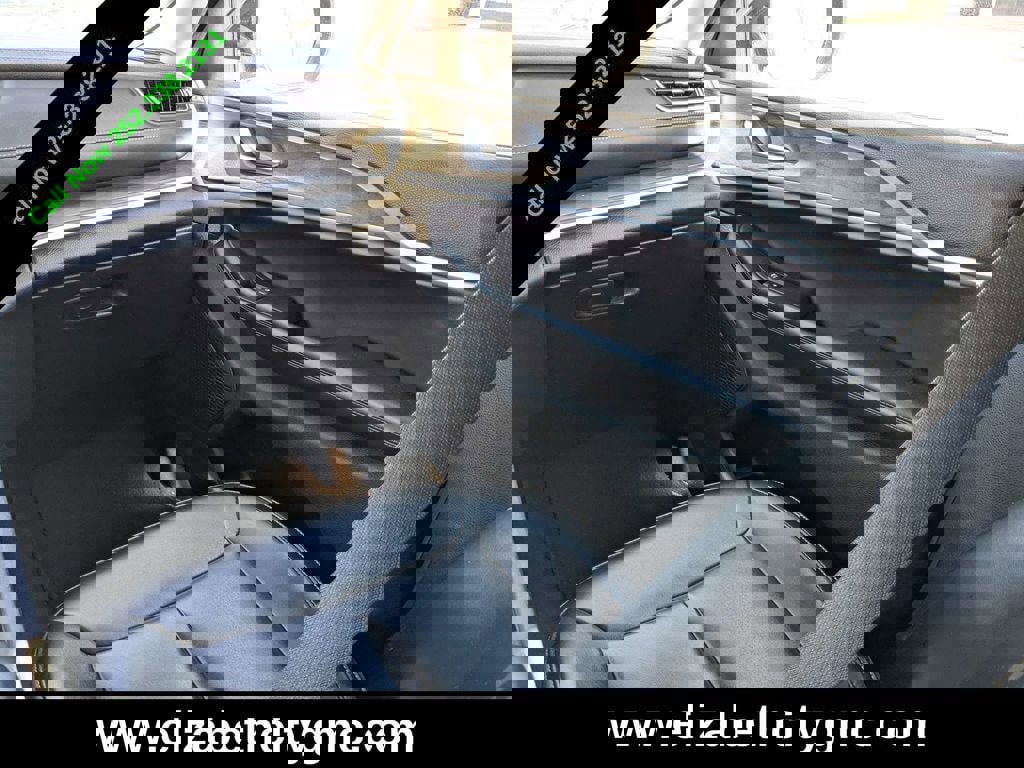 Used 2024 Jeep Grand Cherokee Limited image 20