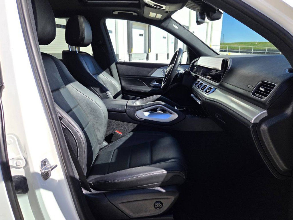 Used 2024 Mercedes-Benz GLE 350 4MATIC image 17