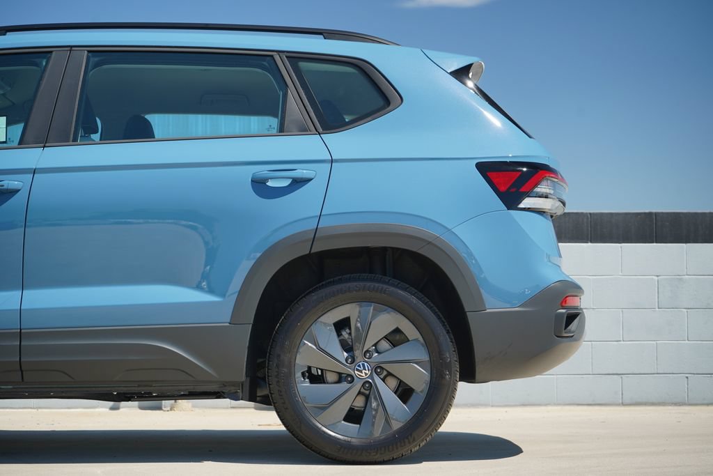 New 2027 Volkswagen Taos S FWD image 4