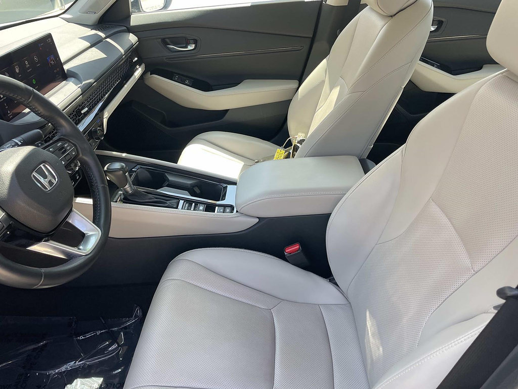 Certified 2023 Honda Accord Touring image 18