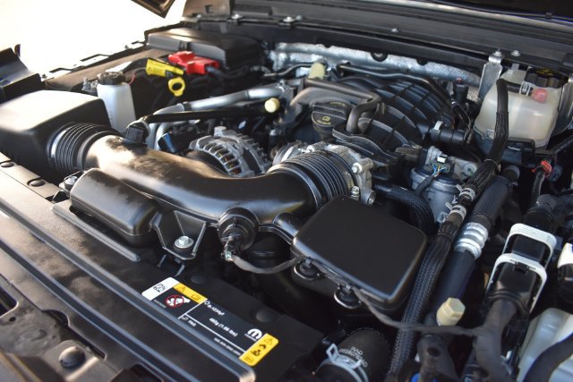 Used 2025 Jeep Gladiator Sport AWD/4WD image 32