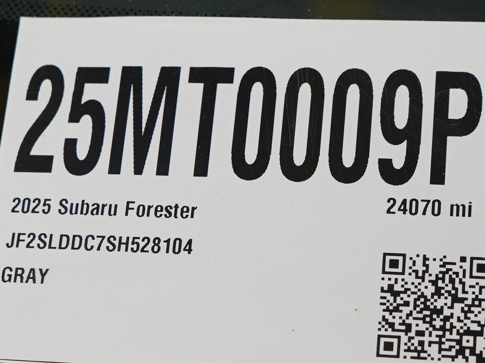 Used 2025 Subaru Forester Premium AWD/4WD image 30