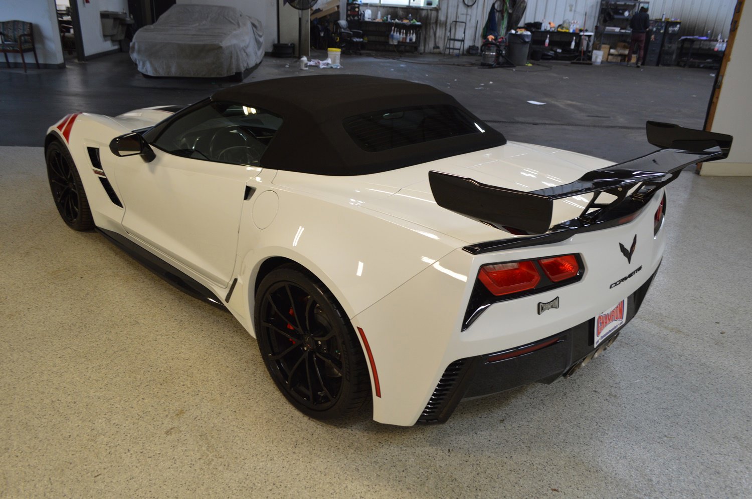 Used 2019 Chevrolet Corvette Grand Sport w/ Carbon Flash Badge Package image 5