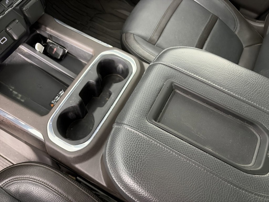 Used 2020 GMC Sierra 3500 Denali w/ Denali Ultimate Package image 22