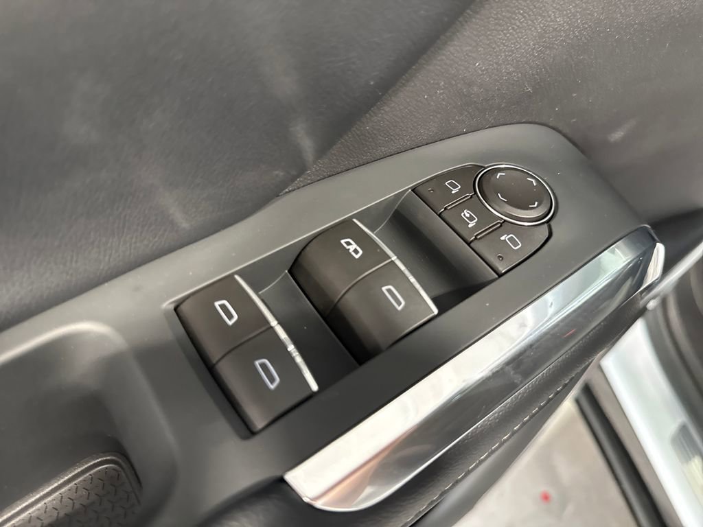 New 2026 Chevrolet Traverse High Country w/ LPO, Floor Liner Package AWD/4WD image 34