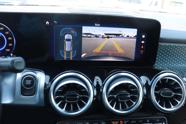 Used 2024 Mercedes-Benz EQB 250+ image 27