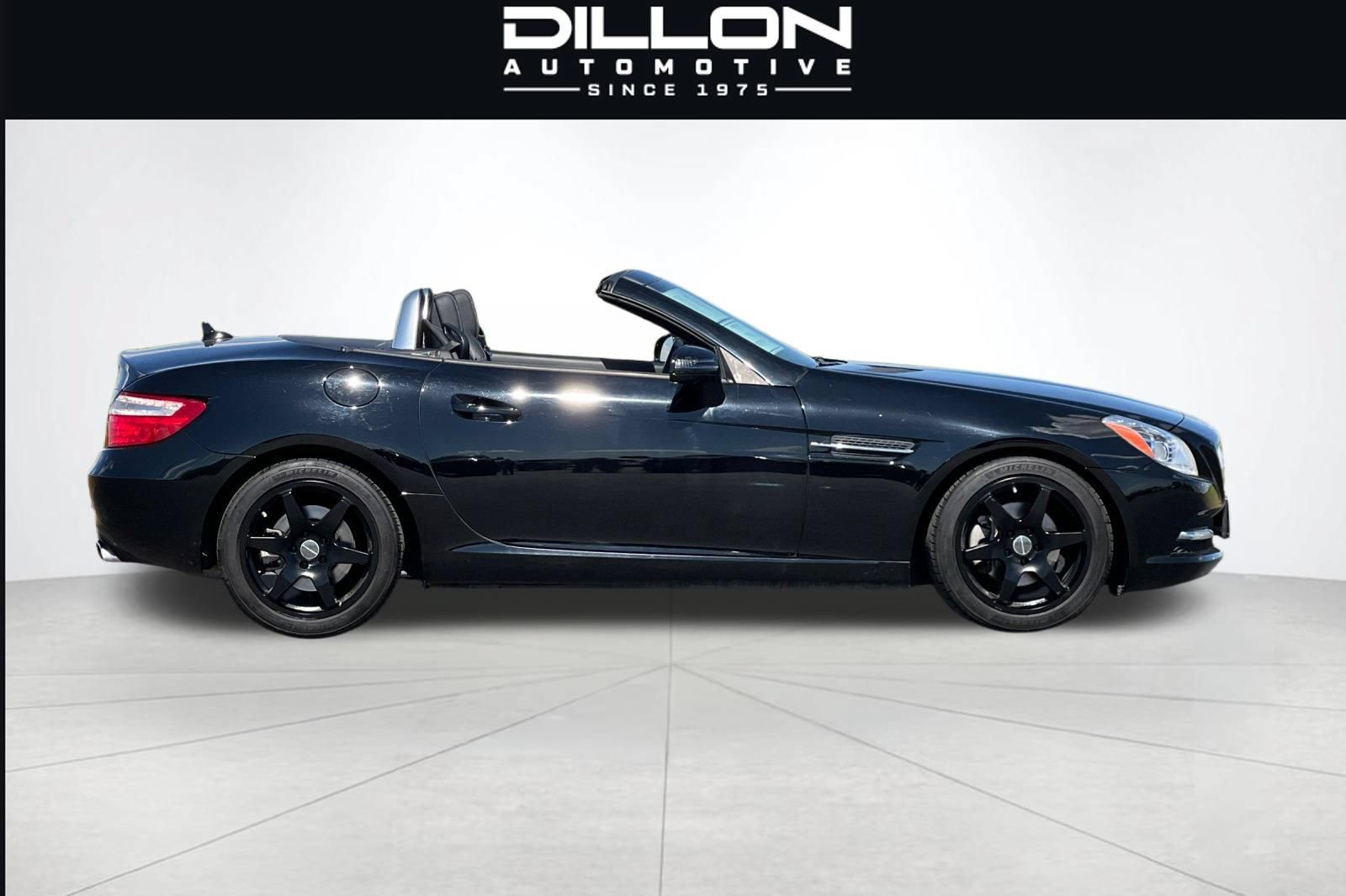 Used 2015 Mercedes-Benz SLK 250 image 3