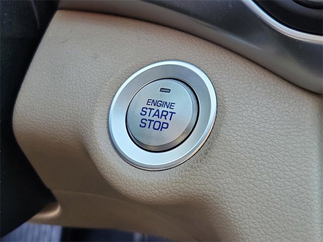 Used 2020 Hyundai Elantra Value Edition image 8