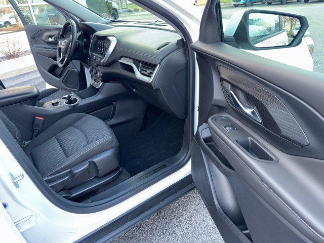 Used 2023 GMC Terrain SLE w/ Driver Convenience Package FWD image 28