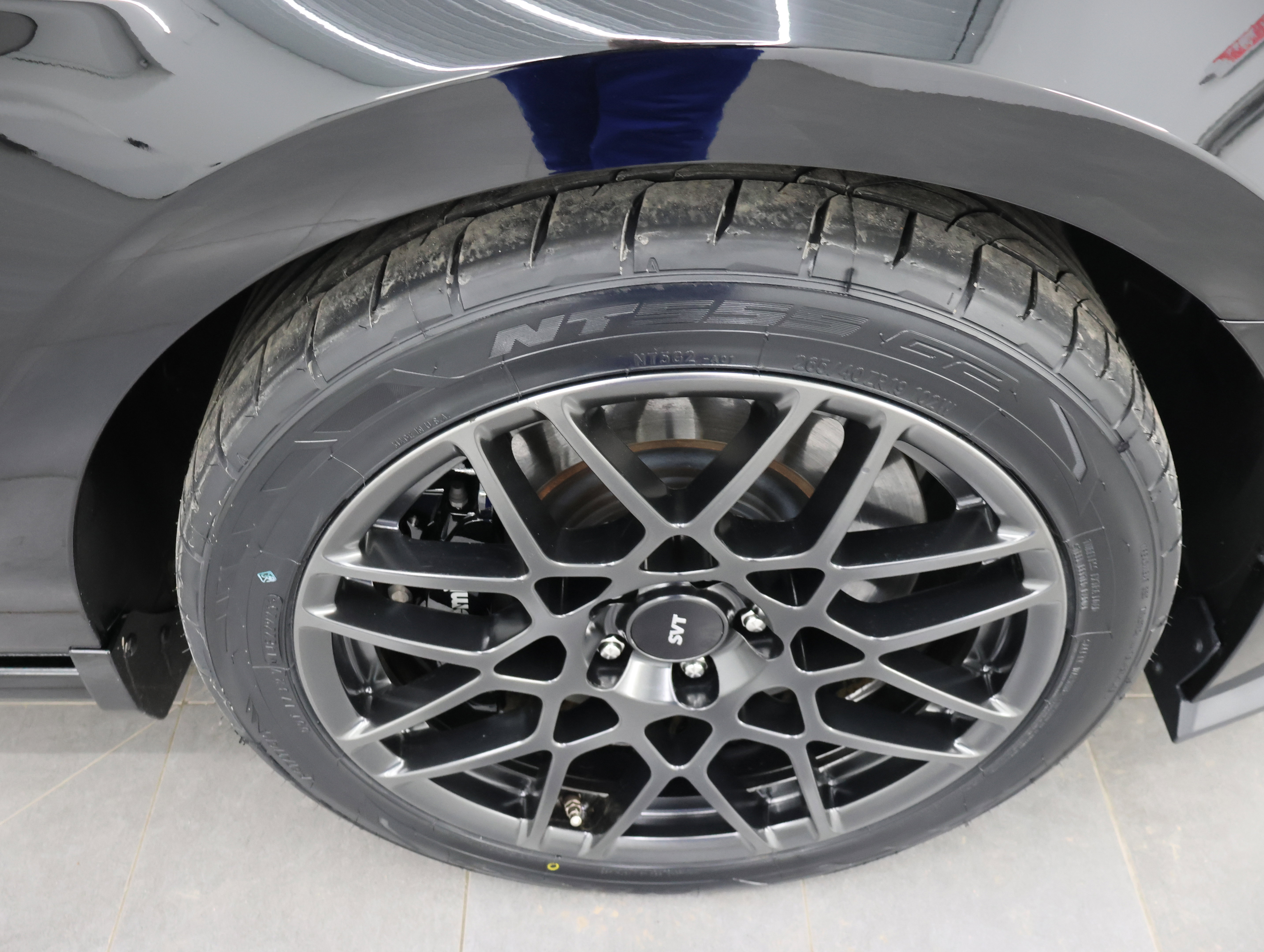 Used 2013 Ford Mustang Shelby GT500 RWD image 3