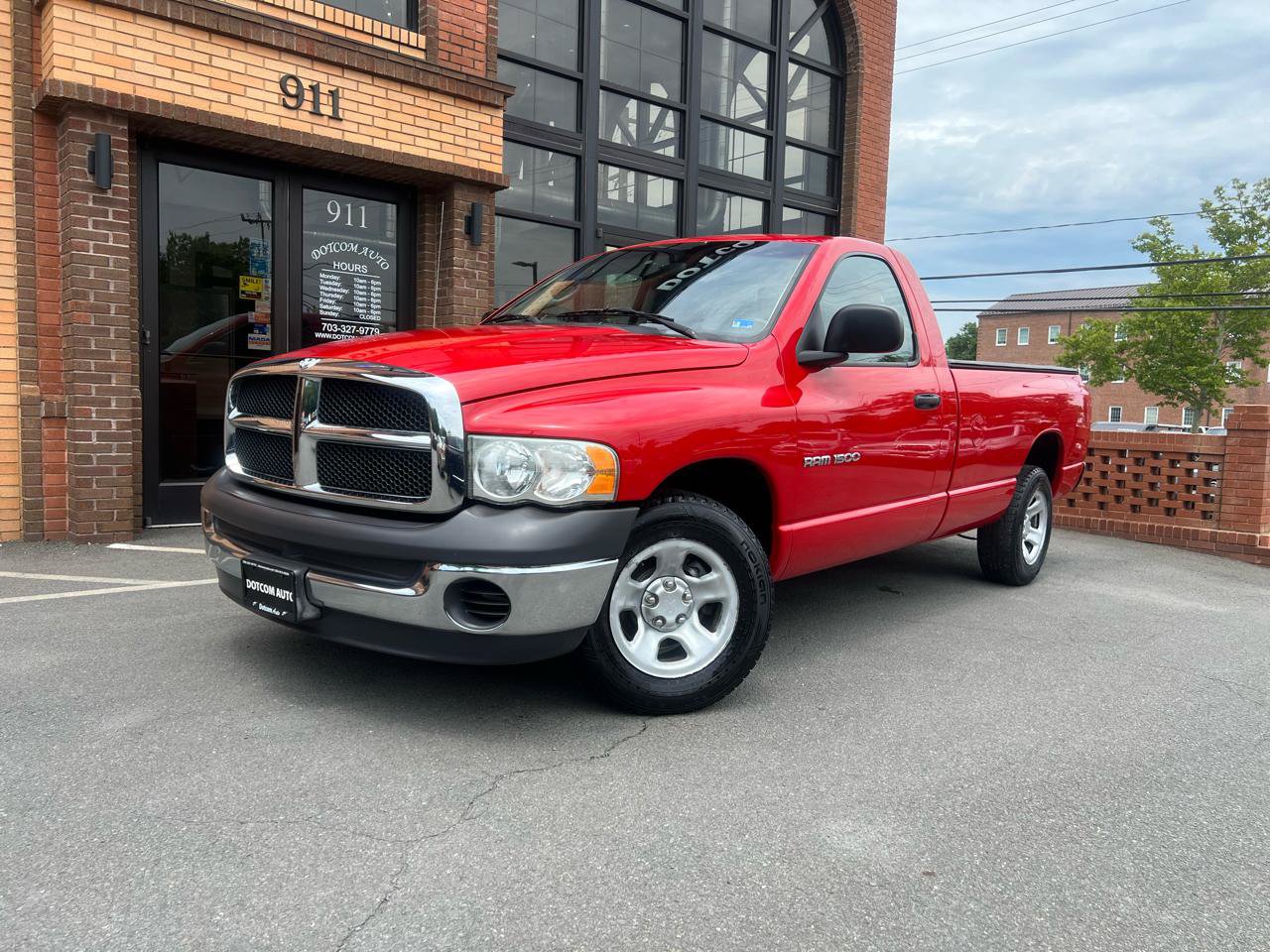 Used 2002 Dodge Ram 1500 Truck 2WD Regular Cab image 2