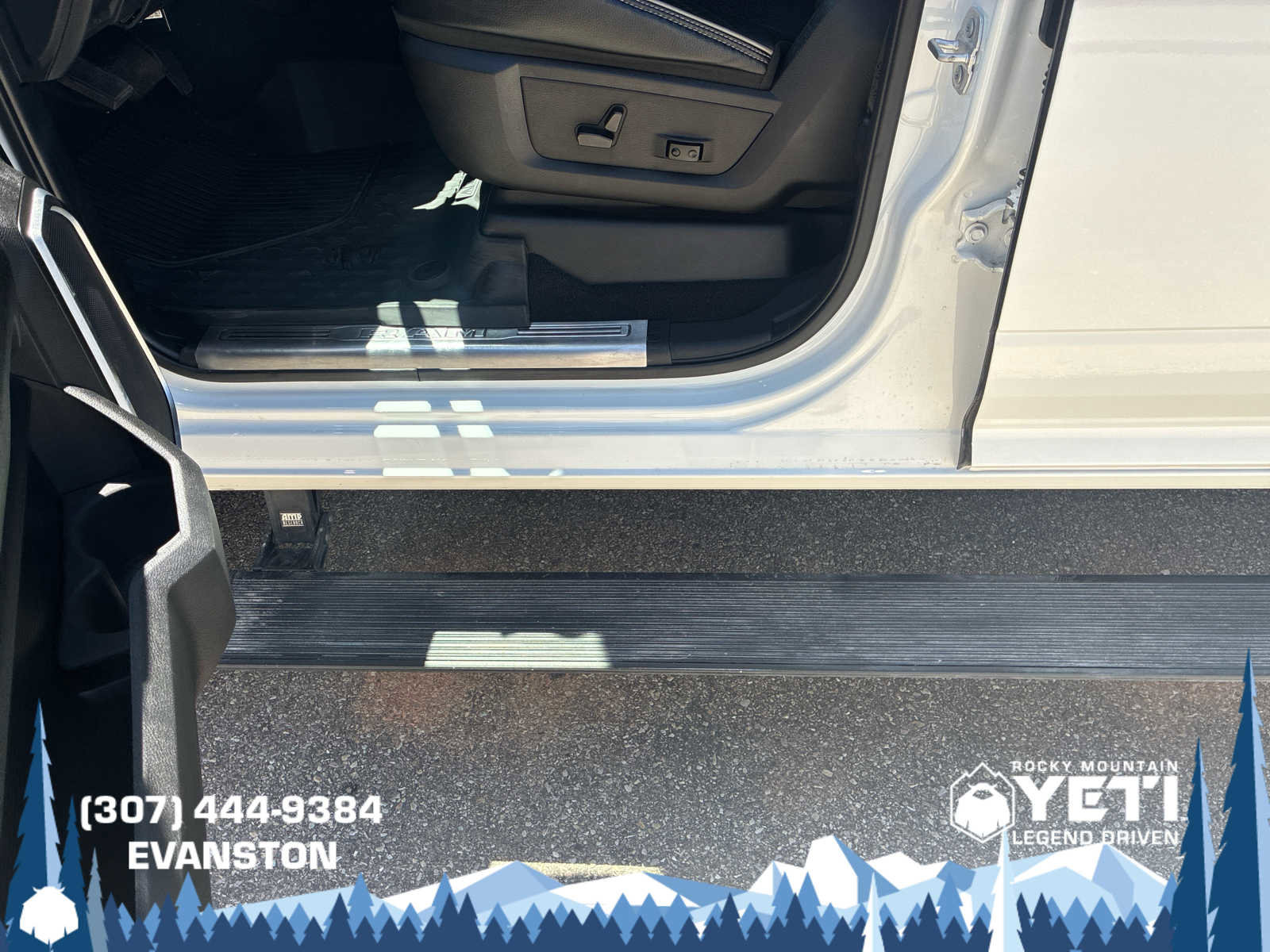 Used 2022 RAM 2500 Laramie AWD/4WD image 14