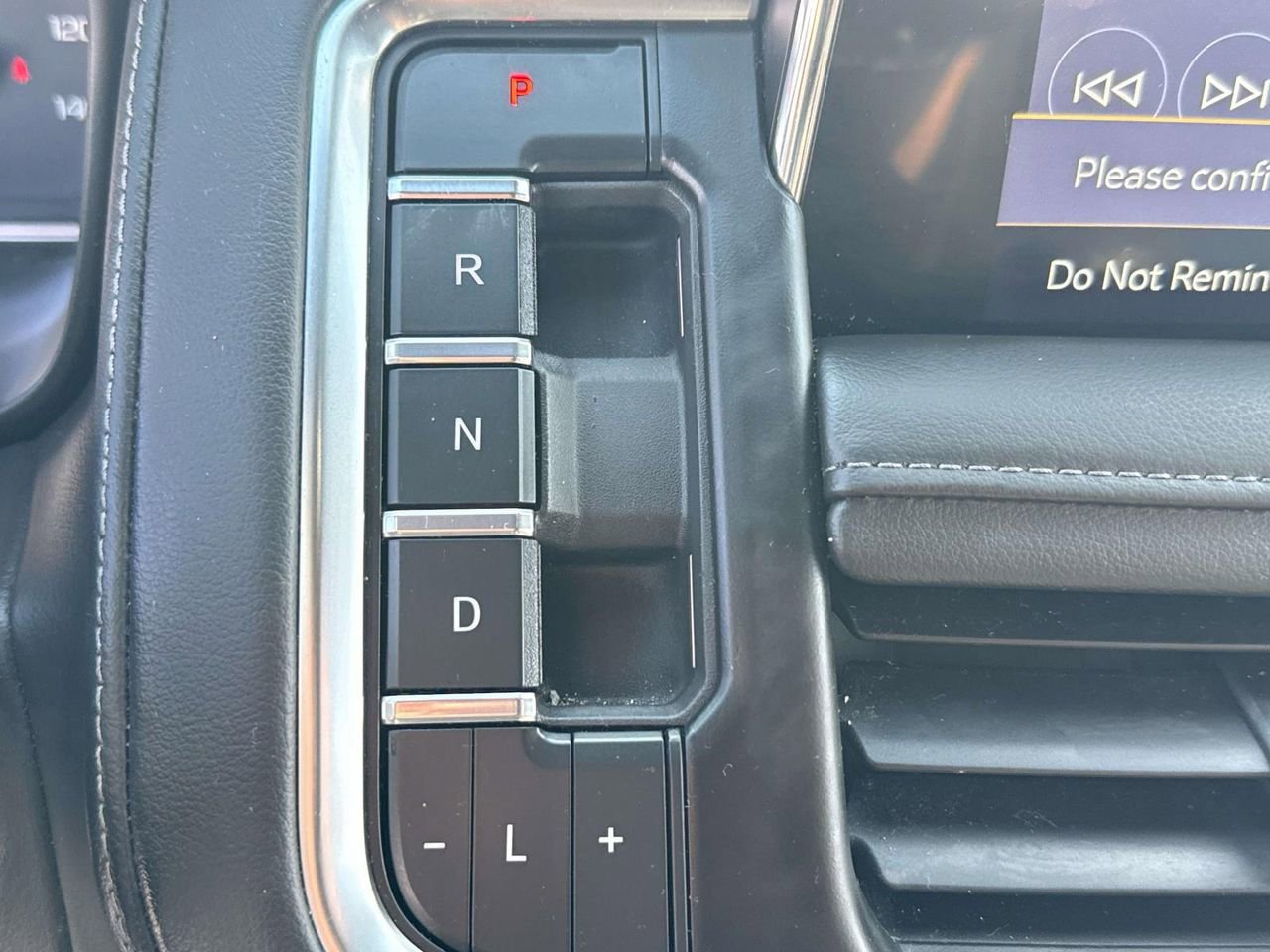 Used 2021 Chevrolet Tahoe LS image 17