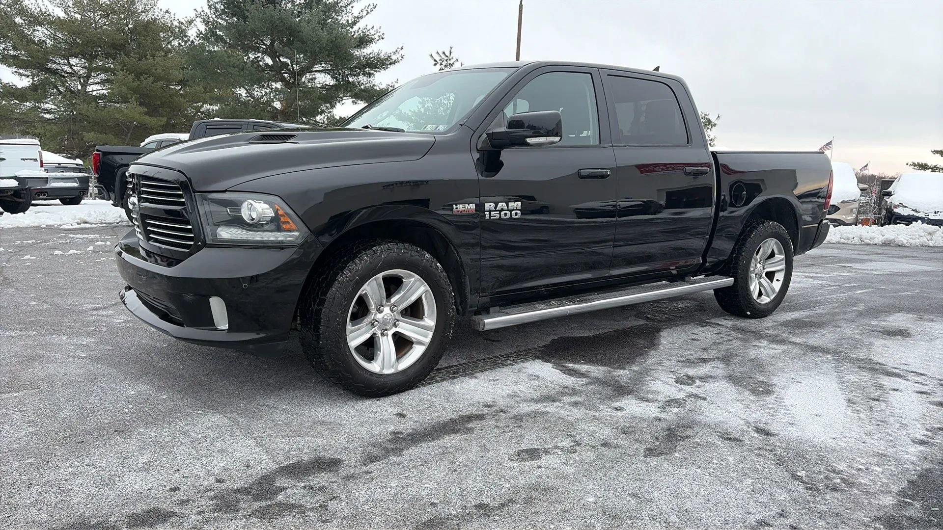 Used 2015 RAM 1500 Sport w/ Convenience Group image 3