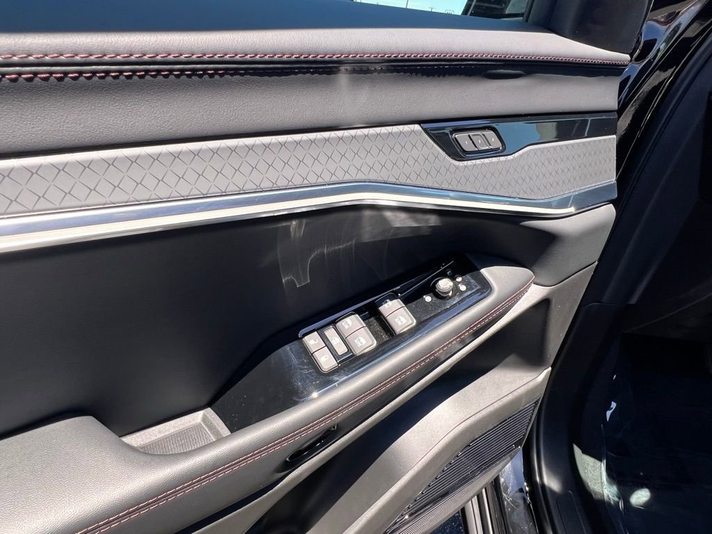 New 2025 Jeep Wagoneer S Limited AWD/4WD image 11