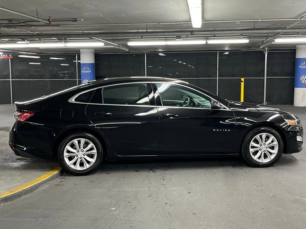 Used 2020 Chevrolet Malibu LT image 33