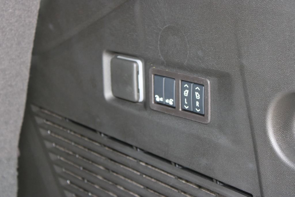 New 2025 Chevrolet Tahoe Premier image 32