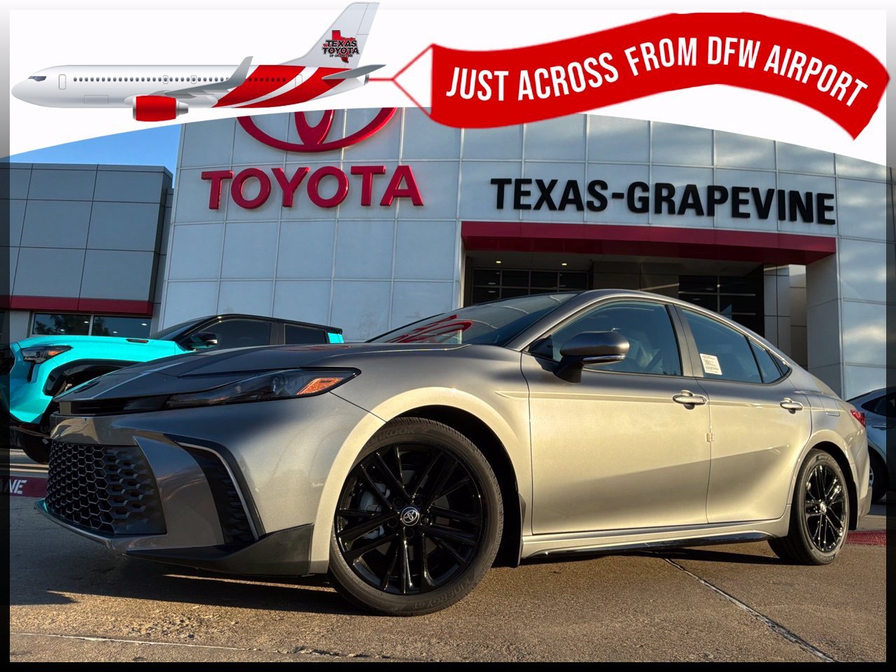New 2026 Toyota Camry Hybrid FWD image 1