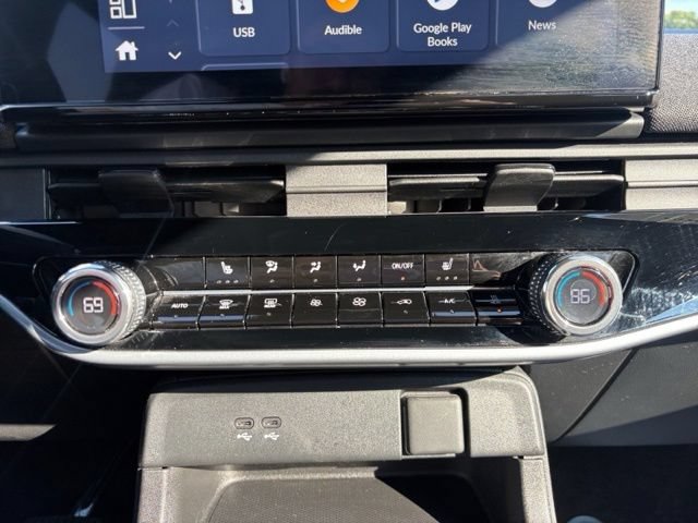 Used 2024 Honda Prologue EX image 33