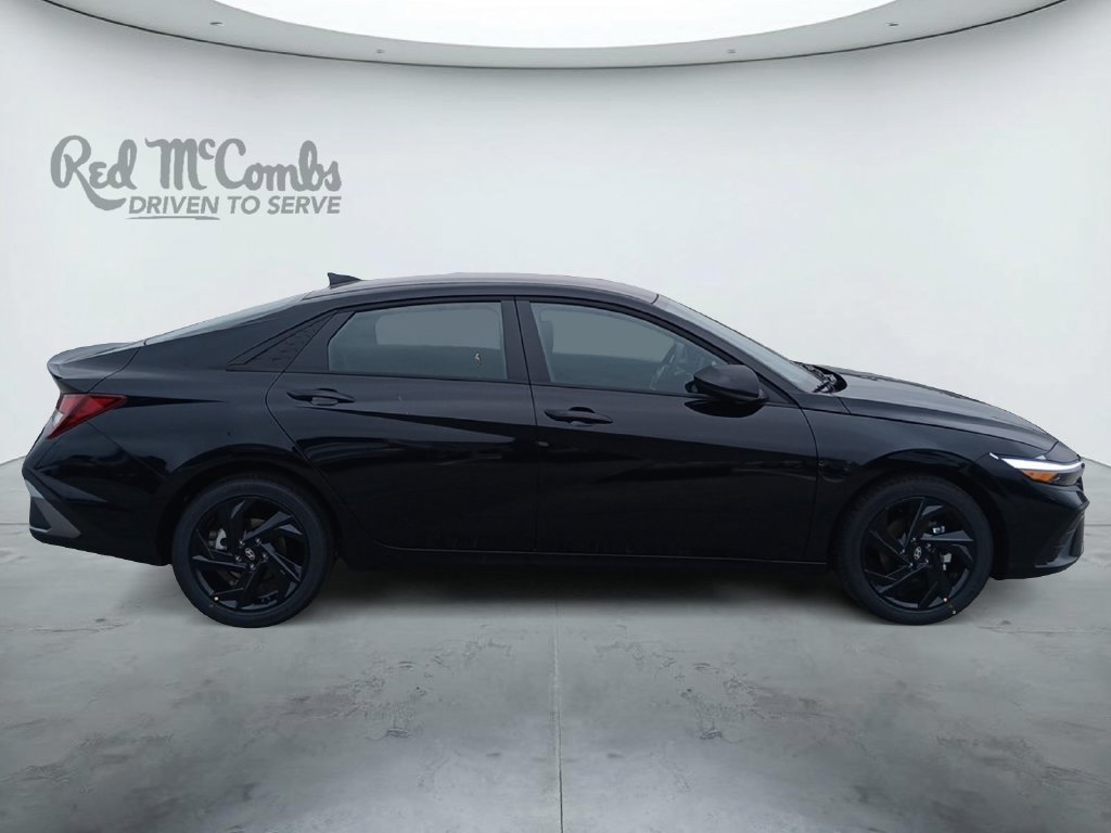 New 2026 Hyundai Elantra SEL Sport FWD image 6