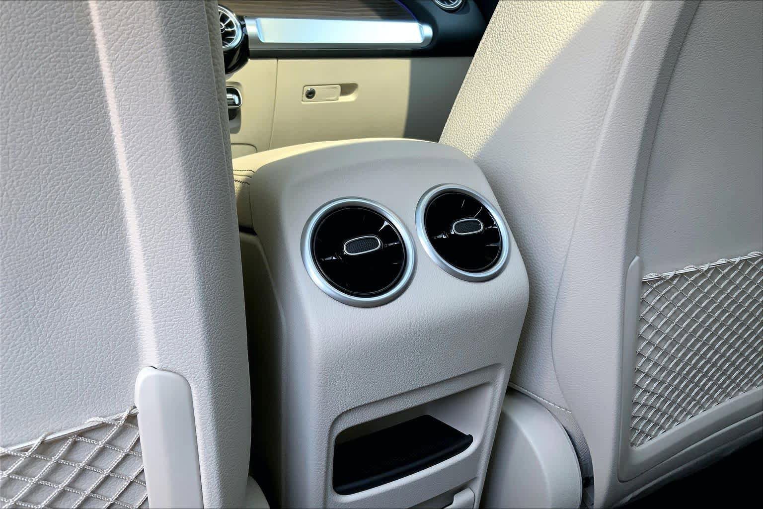 New 2026 Mercedes-Benz GLB 250 4MATIC image 22