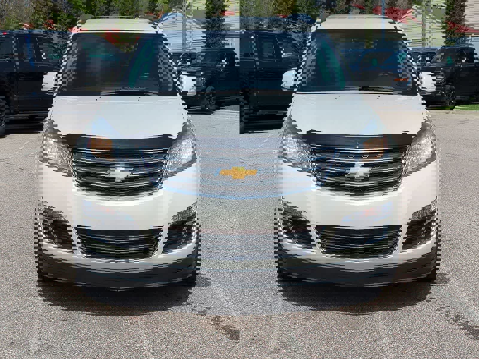 Used 2015 Chevrolet Traverse LT AWD/4WD image 3