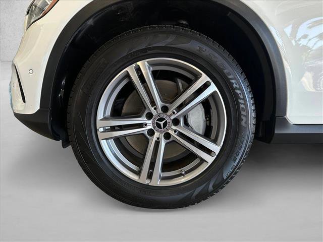 Certified 2022 Mercedes-Benz GLC 300 image 24