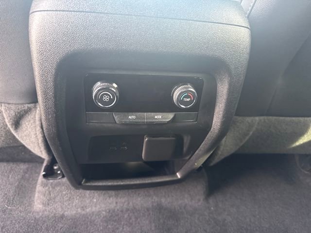 Used 2024 Chevrolet Traverse LT w/ Enhanced Driving Package image 25